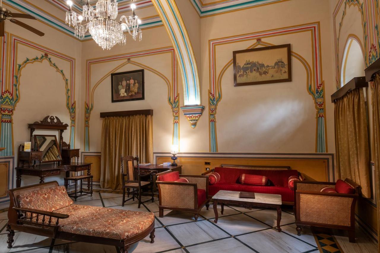 होटल Narain Niwas Palace