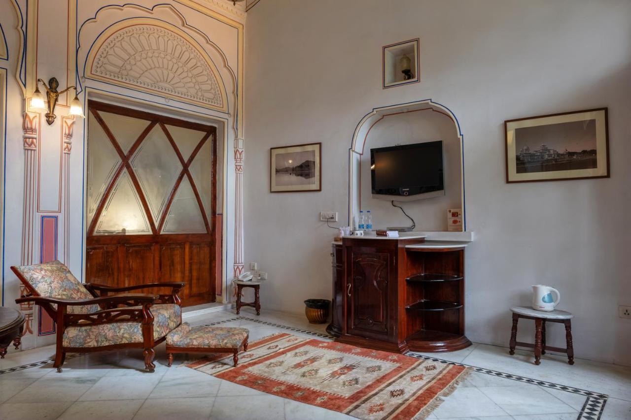 Narain Niwas Palace होटल