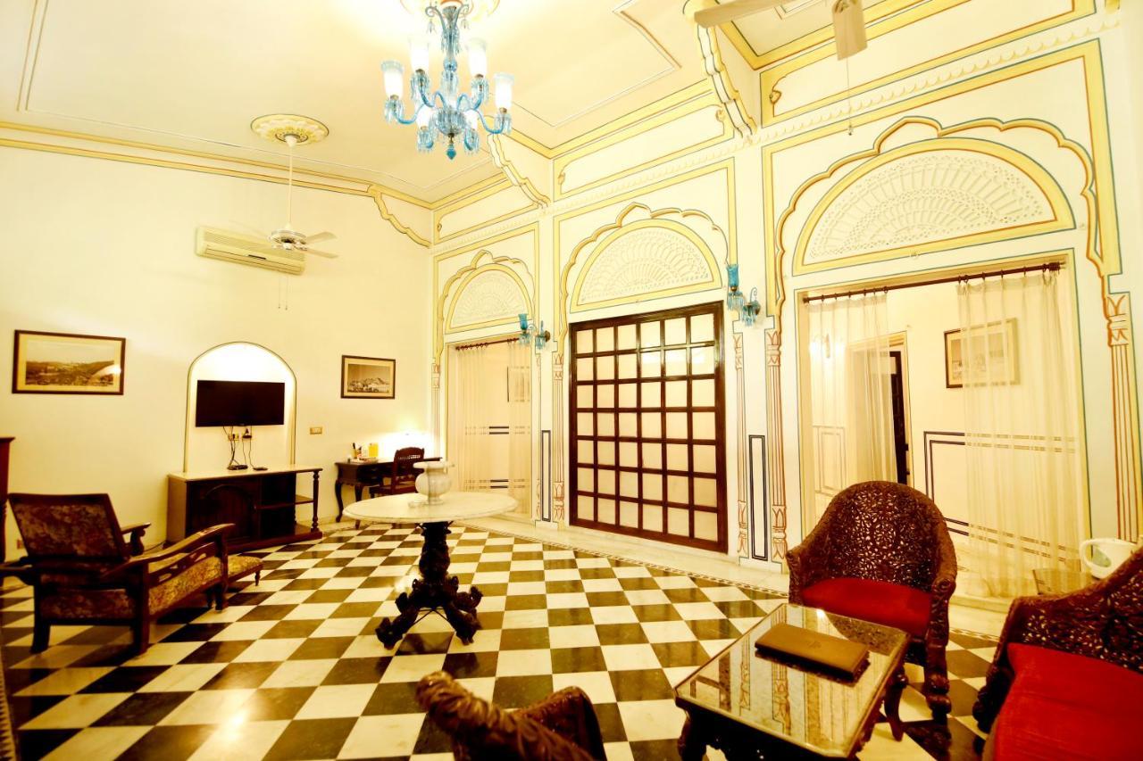 होटल Narain Niwas Palace 4*